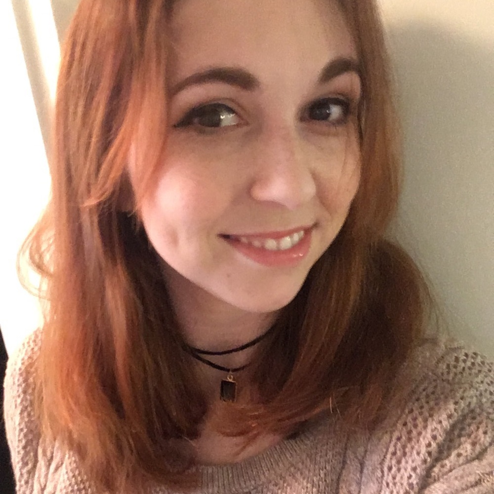 Meet your Posher, Emi